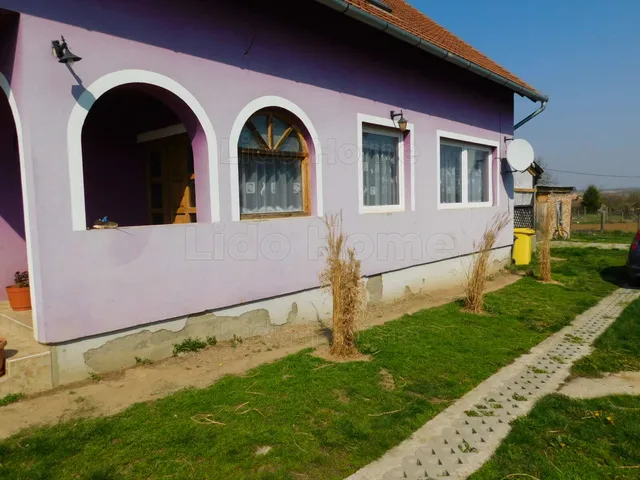 Eladó ház Karád 167 nm