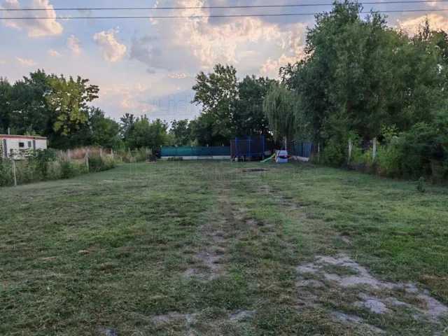 Eladó telek Balatonboglár 788 nm
