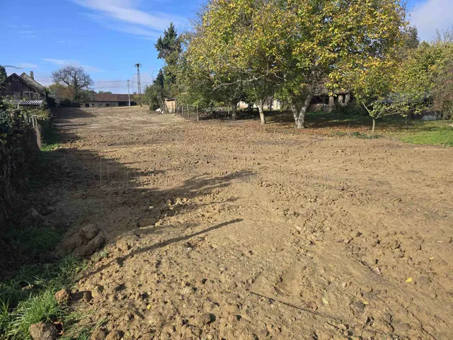 Eladó telek Segesd 3879 nm