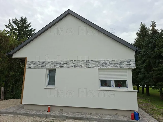 Eladó üdülő és hétvégi ház Balatonkeresztúr 73 nm