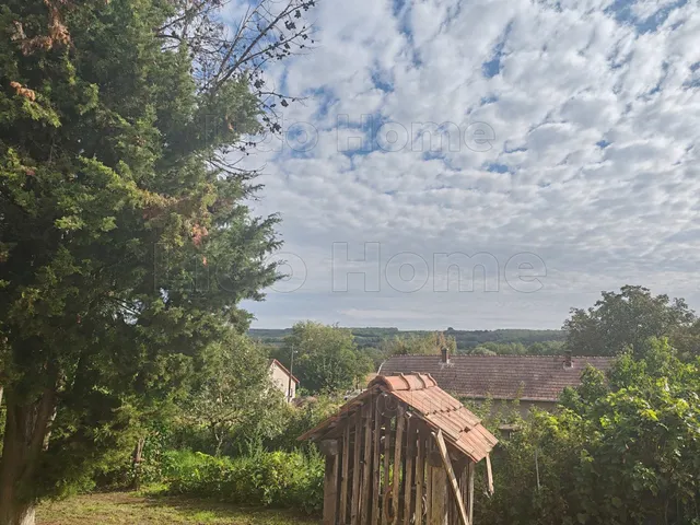 Eladó ház Gyugy 72 nm