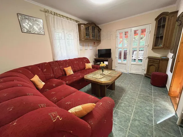 Eladó ház Balatonfenyves 130 nm