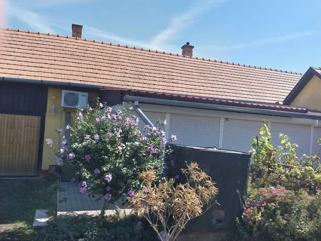 Eladó ház Lengyeltóti 110 nm