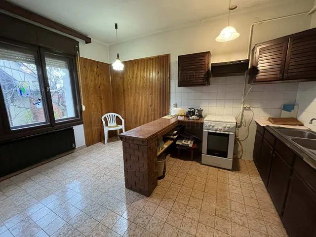 Eladó ház Balatonlelle 150 nm