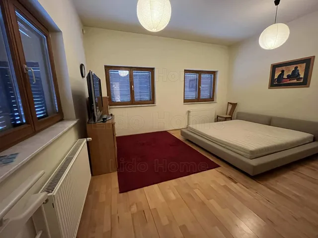 Eladó ház Zamárdi 135 nm