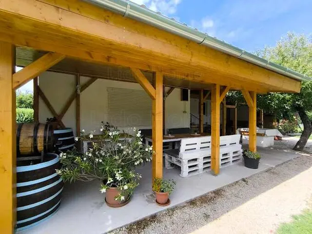 Eladó mezőgazdasági ingatlan Balatonlelle 127 nm