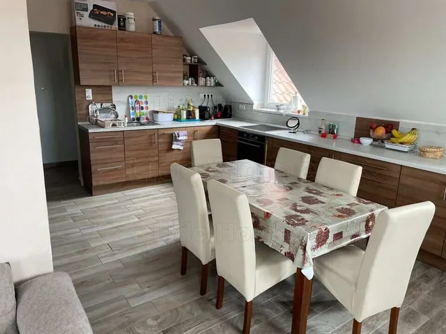 Eladó lakás Balatonboglár 67 nm