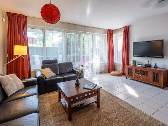 Eladó lakás Balatonlelle 110 nm