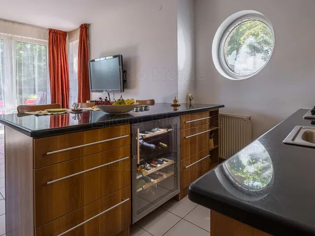 Eladó lakás Balatonlelle 110 nm