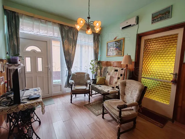 Eladó ház Balatonőszöd 137 nm