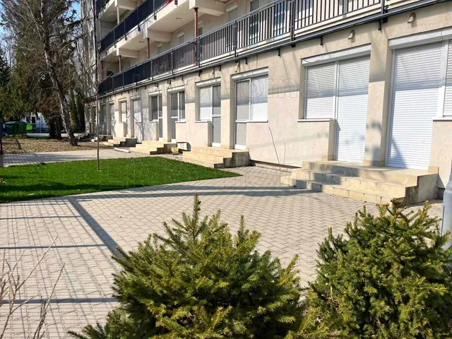 Eladó üdülő és hétvégi ház Balatonfenyves 56 nm