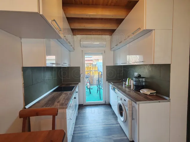 Eladó üdülő és hétvégi ház Balatonkeresztúr 63 nm