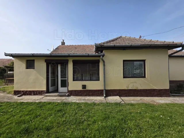 Eladó ház Ordacsehi 88 nm