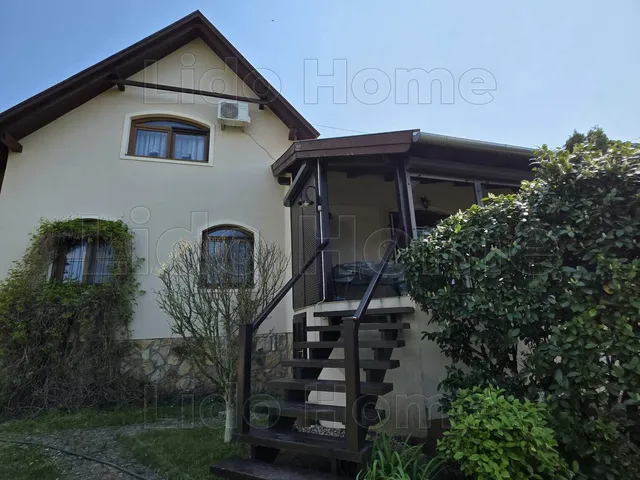 Eladó ház Balatonboglár 205 nm