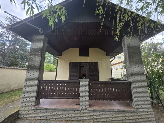 Eladó üdülő és hétvégi ház Balatonlelle 80 nm