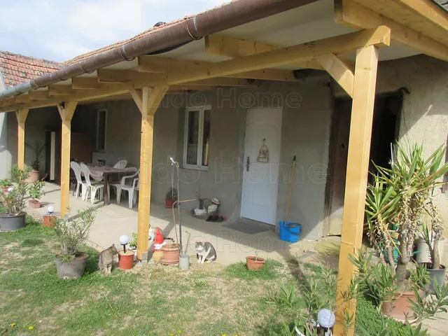 Eladó ház Karád 78 nm