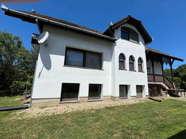 Eladó ház Balatonlelle 310 nm