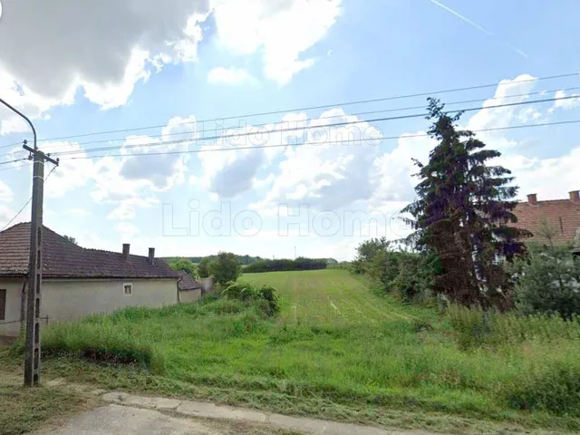 Eladó telek Gamás 2408 nm