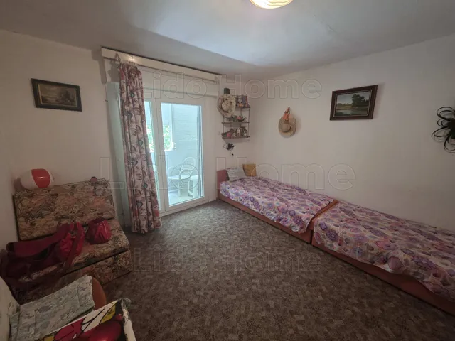 Eladó nyaraló Balatonlelle 26 nm