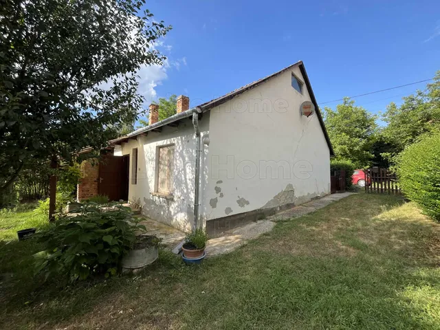 Eladó ház Gyugy 56 nm