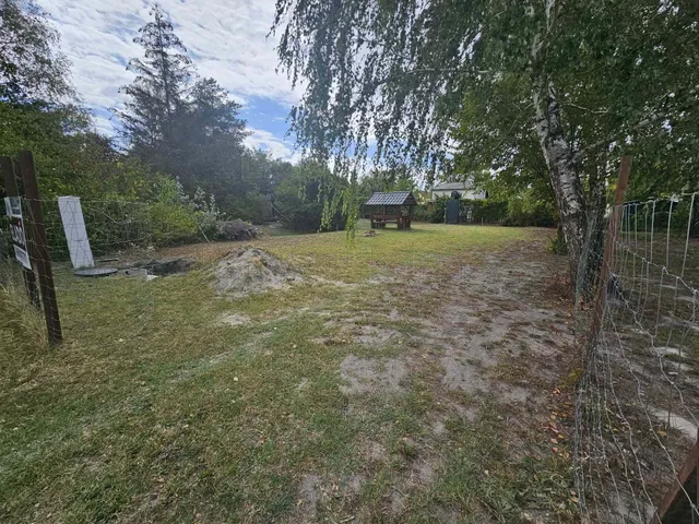 Eladó telek Balatonfenyves 332 nm