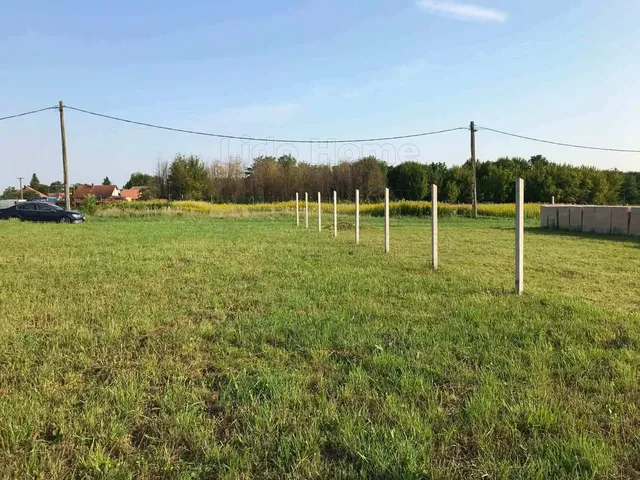 Eladó telek Buzsák 463 nm