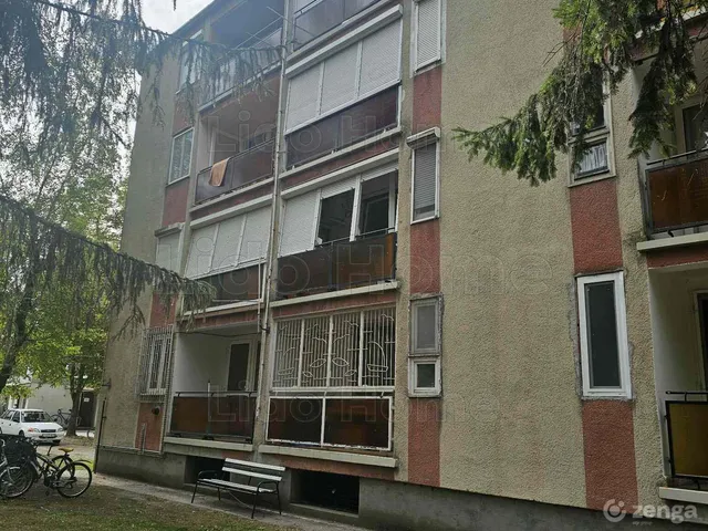 Eladó nyaraló Balatonfenyves 27 nm