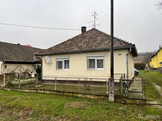 Eladó ház Hács 80 nm