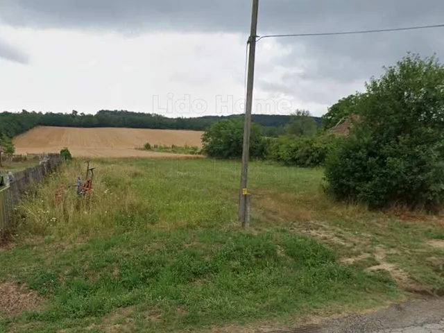 Eladó telek Hács 4201 nm