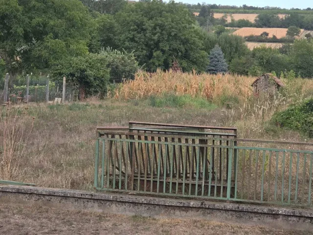 Eladó telek Hács 2156 nm