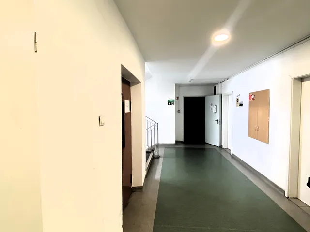 Eladó kereskedelmi és ipari ingatlan Budapest X. kerület 8700 nm