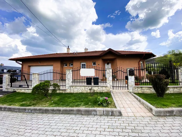 Eladó ház Salgótarján 174 nm