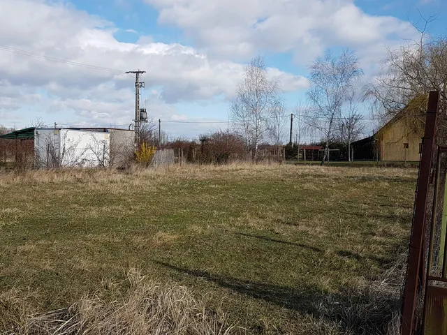 Eladó telek Abádszalók, Kócsag 560 nm
