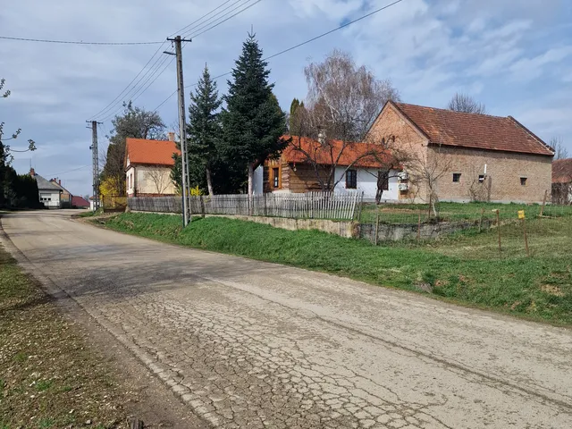 Eladó ház Márokföld 100 nm