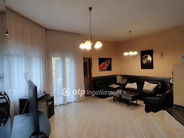 Eladó ház Budapest XX. kerület, Kossuthfalva 151 nm