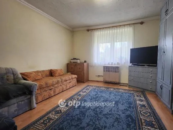 Eladó ház Felsőpakony 82 nm