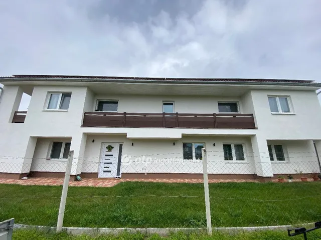 Eladó ház Gödöllő 118 nm