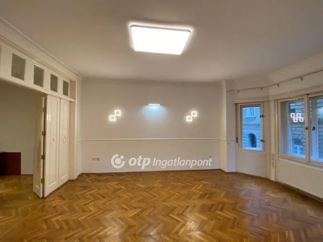 Eladó lakás Budapest VI. kerület, Nagykörúton kívüli terület 95 nm