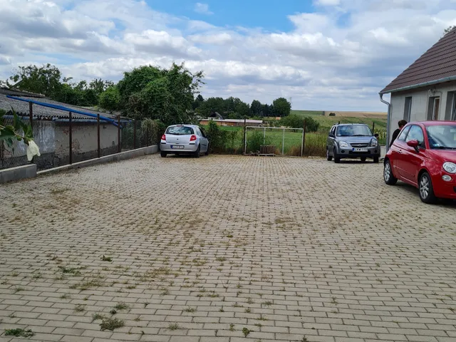 Eladó ház Ráckeresztúr, Rákoczi 140 nm