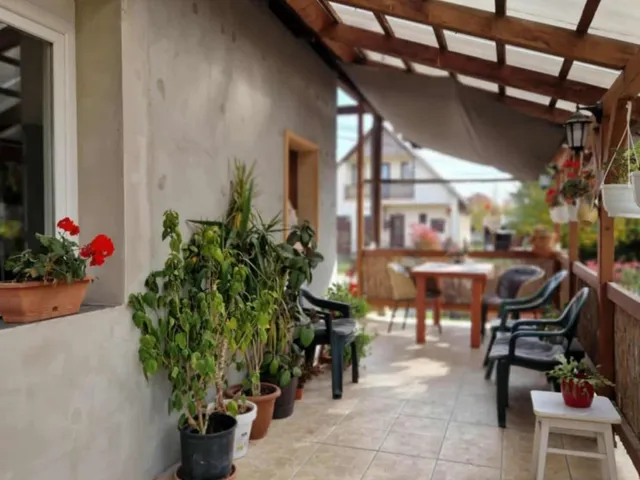 Eladó ház Martonvásár 150 nm