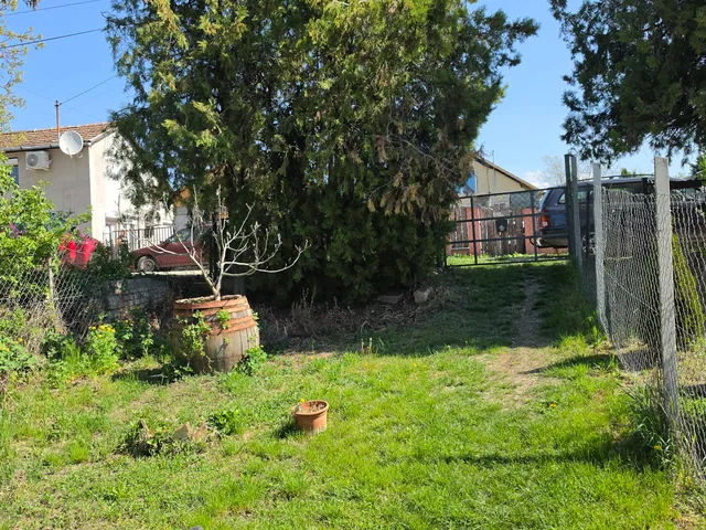 Eladó üdülő és hétvégi ház Martonvásár, Orbànhegyi utca 30 nm