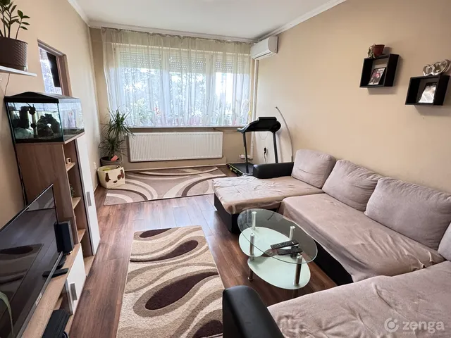 Eladó lakás Debrecen, Júliatelep 70 nm