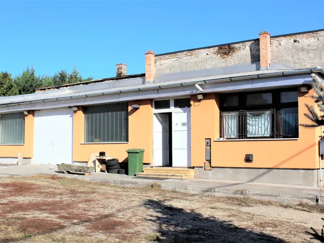 Kiadó kereskedelmi és ipari ingatlan Budapest XX. kerület, Pesterzsébet 127 nm