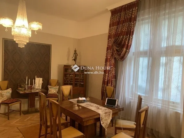 Eladó lakás Budapest VI. kerület, Diplomatanegyed 132 nm
