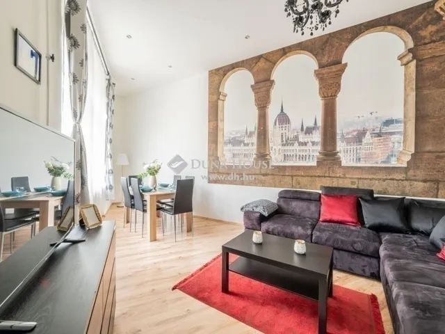 Eladó lakás Budapest VI. kerület, Nagykörúton belüli terület 80 nm