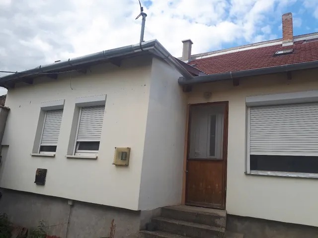 Eladó ház Pécs, Belváros 72 nm