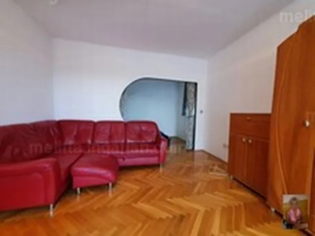 Kiadó lakás Pécs, Mecsekoldal 47 nm
