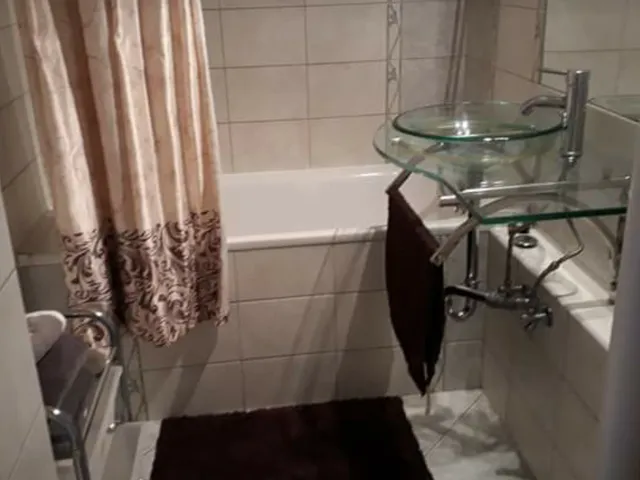 Kiadó lakás Pécs, Egyetemváros 74 nm