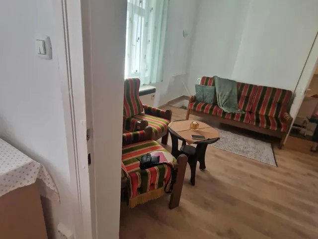 Kiadó lakás Pécs, Egyetemváros 50 nm