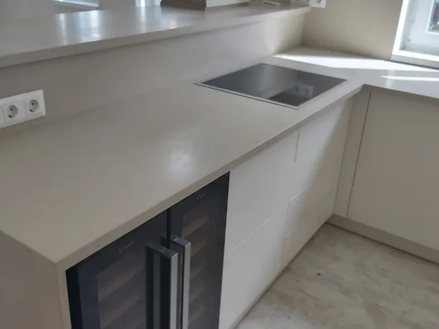 Kiadó lakás Pécs, Mecsekoldal 74 nm